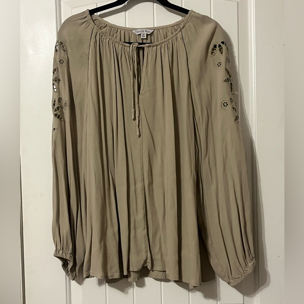 Ophelia Roe Chic Beige Size 2X Blouse with Embroidered Sleeves
